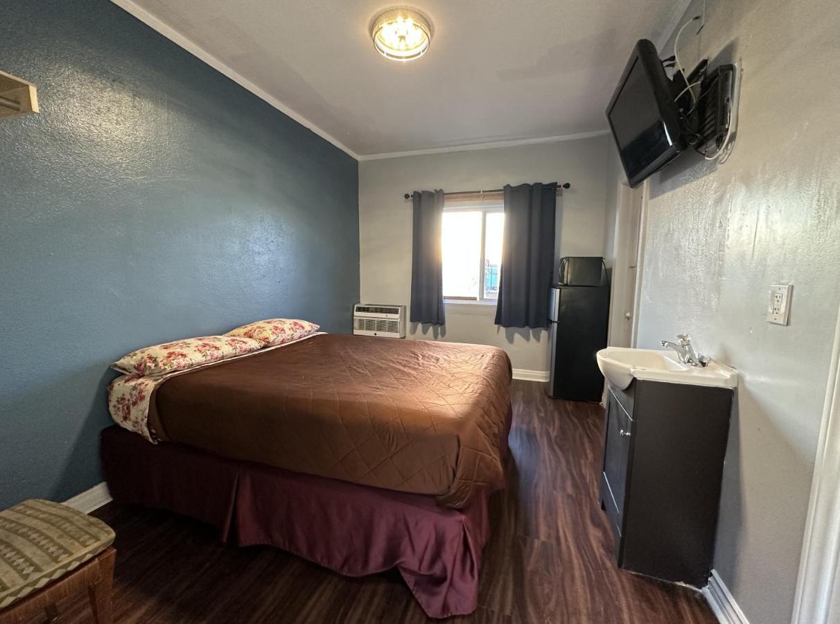 Unity Hotel - No Parking & Rooms Are Upstairs ลองบีช ภายนอก รูปภาพ